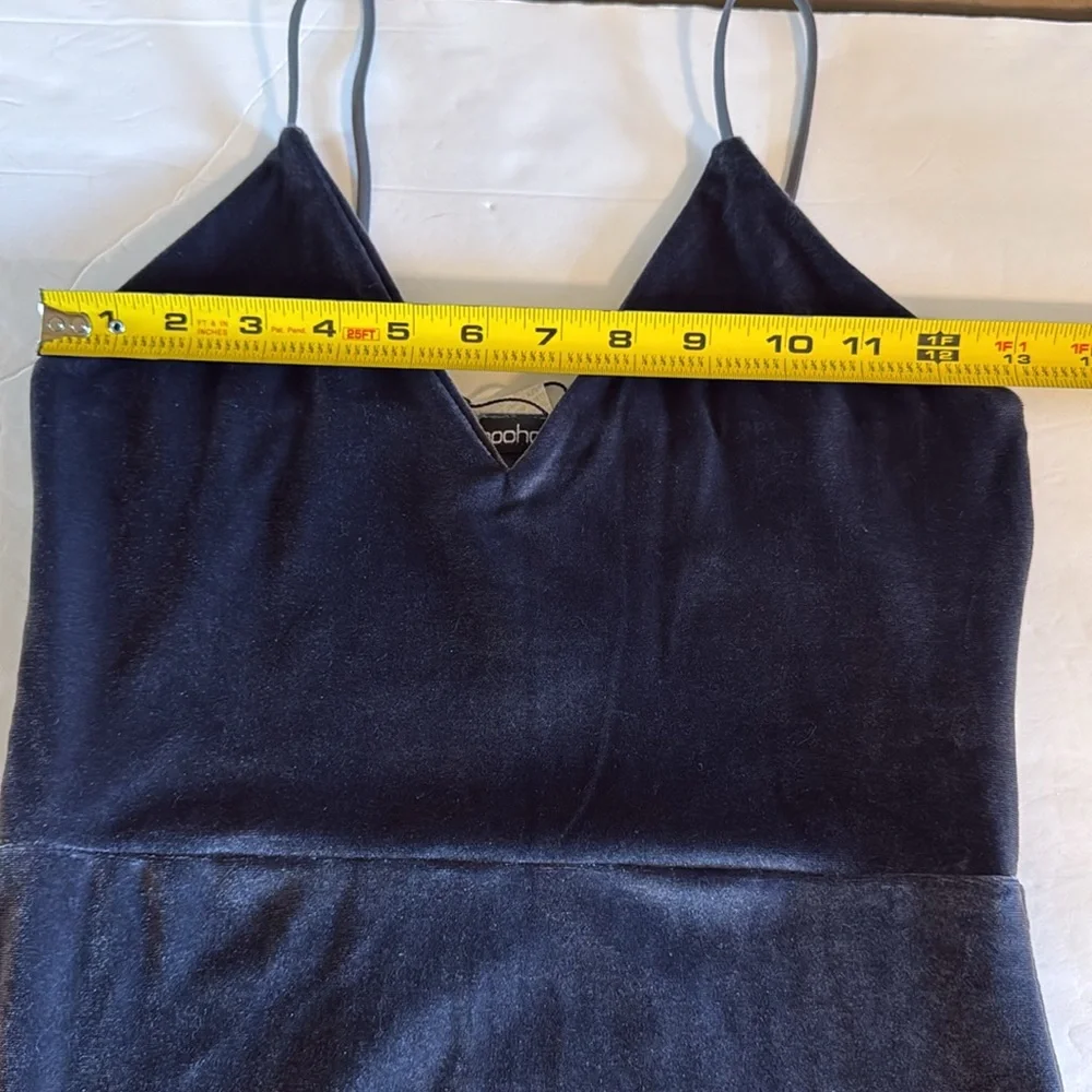Boohoo Petite Women’s Gray Velvet Long Bodycon Dress With Side Slit Size 0